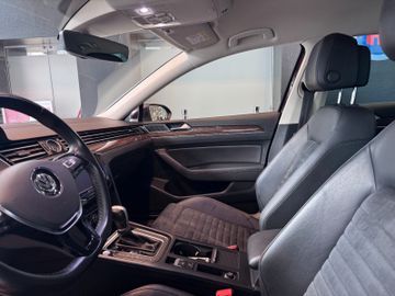 Volkswagen Passat Variant - 8