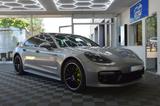 Porsche Panamera Turbo S - Porsche Panamera Turbo mit Hybrid-Antrieb (Benzin/Elektro)