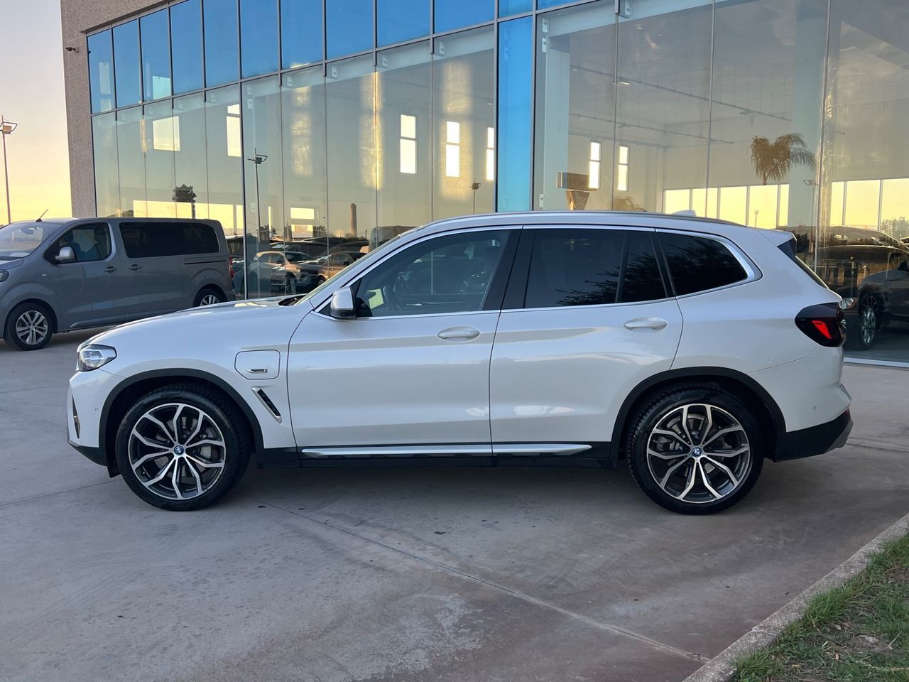 BMW X3 xdrive30e auto phev UNICO PROPRIETARIO -  imagem 2