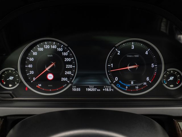 Foto Nummer 40: BMW 740d