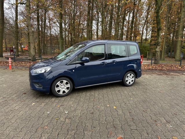 Ford Tourneo Courier Trend *Navi/Klima/5Sitzer*