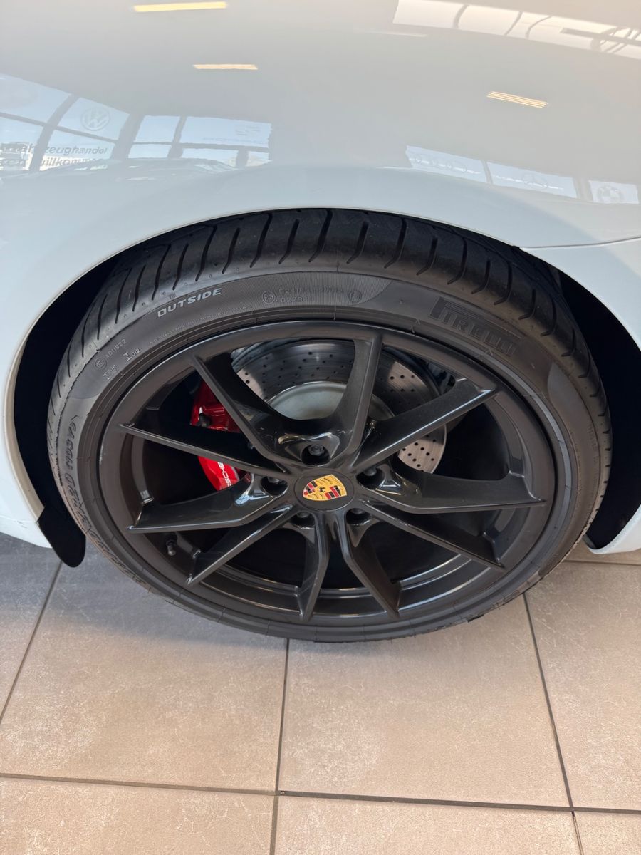 Fahrzeugabbildung Porsche 991/911 Carrera/Großes Glasdach/MWST ausweisbar