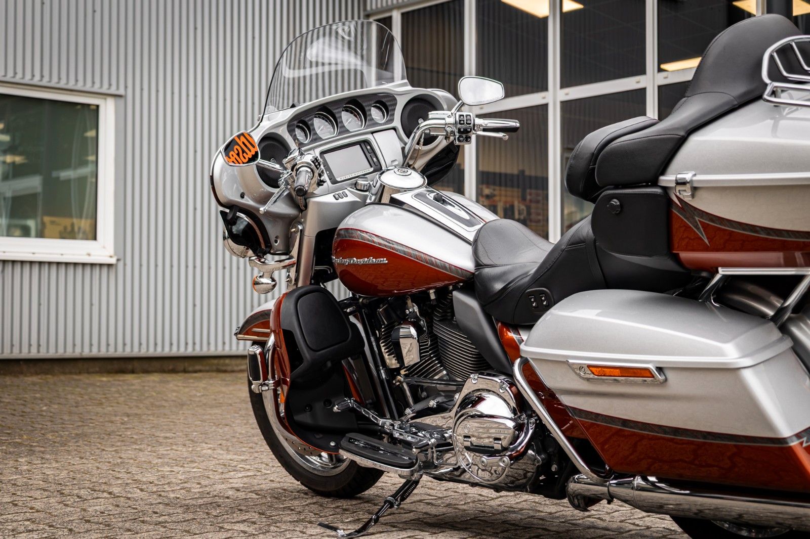 Fahrzeugabbildung Harley-Davidson FLHTKSE CVO Electra Glide Ultra Limited 110 CUI