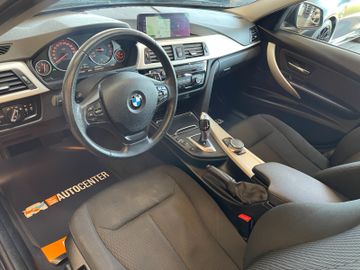 BMW 320i Advantage *NAVI*PDC*MFL*TEMP*