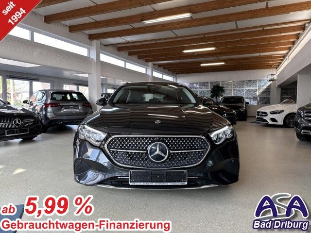 Image of Mercedes-Benz E 220