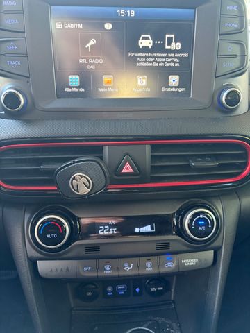 Fahrzeugabbildung Hyundai Kona Style 4WD Aut.+CarPlay+SHZ+Kamera+BT+LM