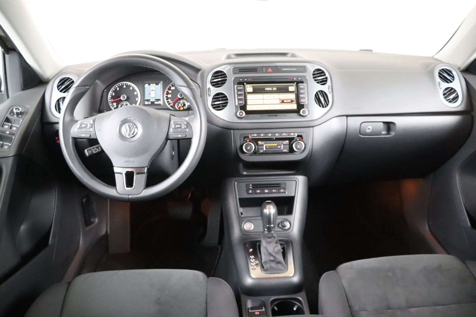 Fahrzeugabbildung Volkswagen Tiguan * Pano * Navi * Xenon * Parkassistent Tra