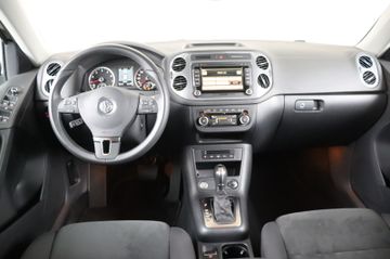 Volkswagen Tiguan - 11