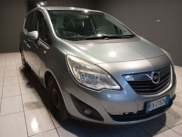 Opel Meriva del 2012 -DIESEL EURO 5B 120.000 km 