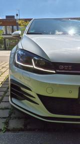 Volkswagen Golf VII GTI Perform. Alcantara AHK Pano 19'' - VW Golf Gebrauchtwagen in München
