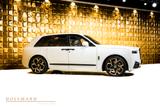 Rolls-Royce Cullinan SERIES II + BLACK BADGE + - weiße Rolls-Royce Cullinan