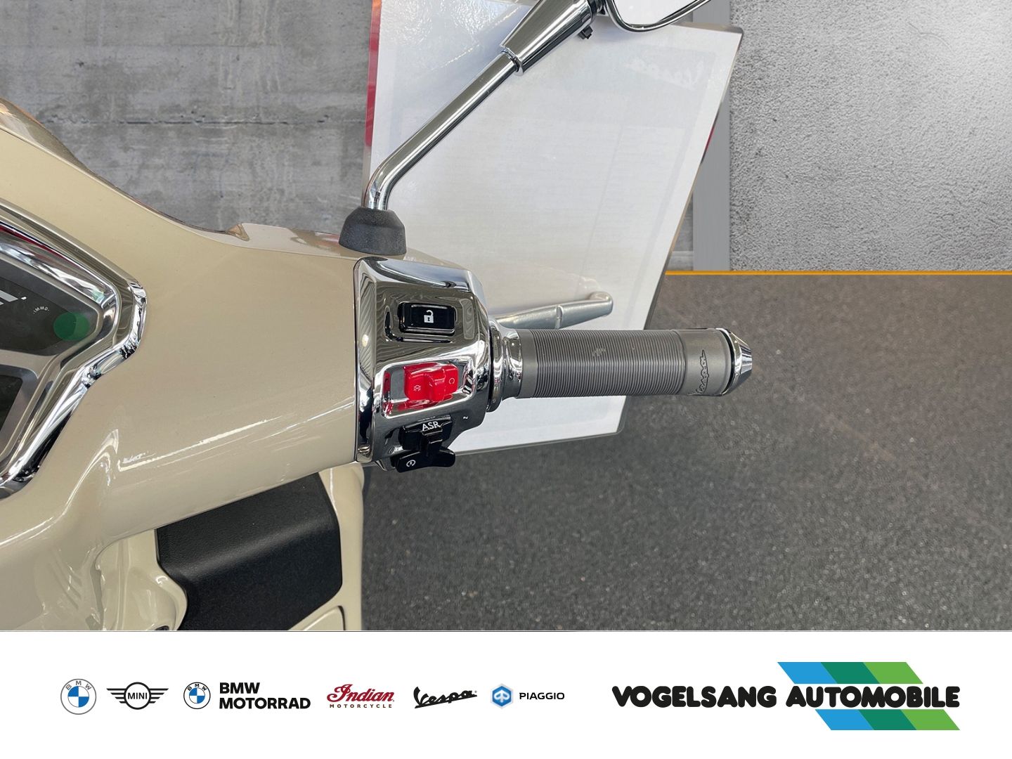 Fahrzeugabbildung Vespa GTS 125 Classic HPE, Voll LED, Keyless Ride, Sta