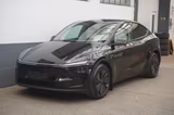 Tesla Model Y Premium Long Range Juniper AWD  *innen w - Tesla Gebrauchtwagen von 2025