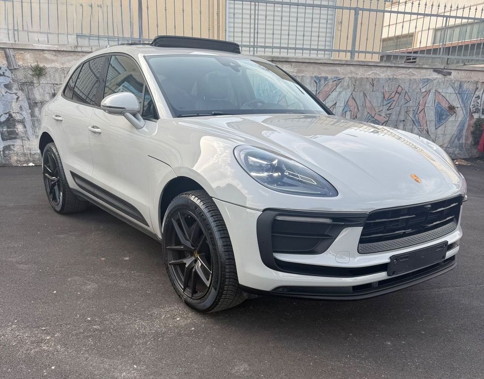 Image of Porsche Macan