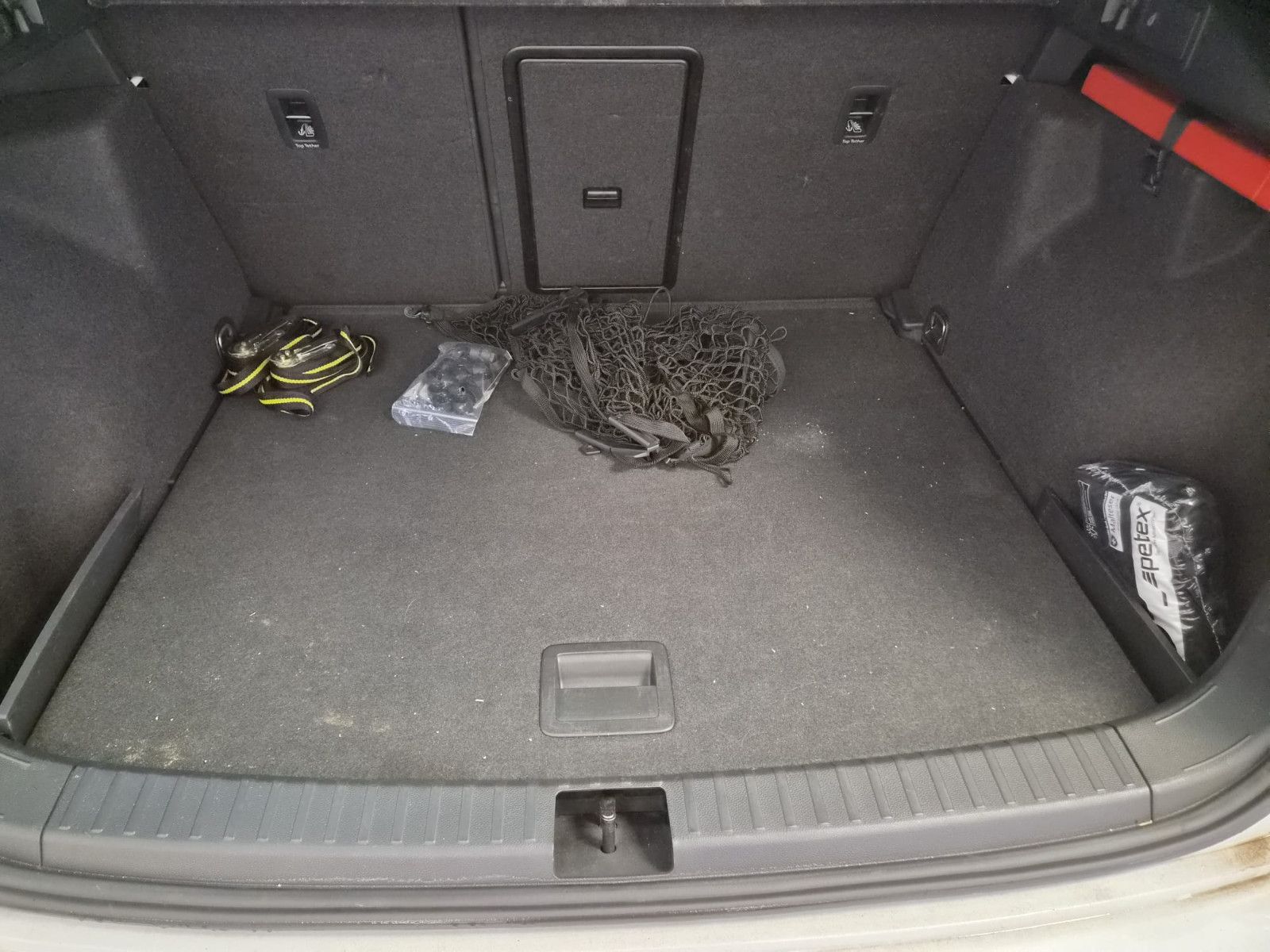 Fahrzeugabbildung SEAT Ateca Xcellence / 1. H./ Navi/Kamera / AHK
