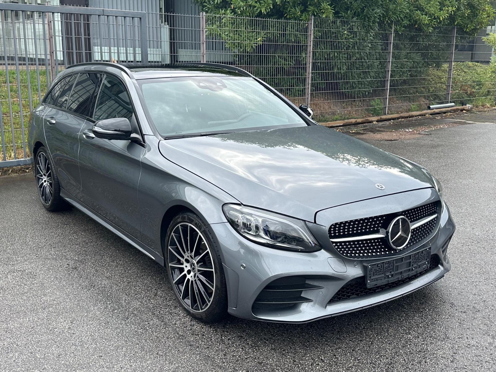 Mercedes-Benz C 400 T 4Matic AMG PANO AIR 360 LEDER VOLL
