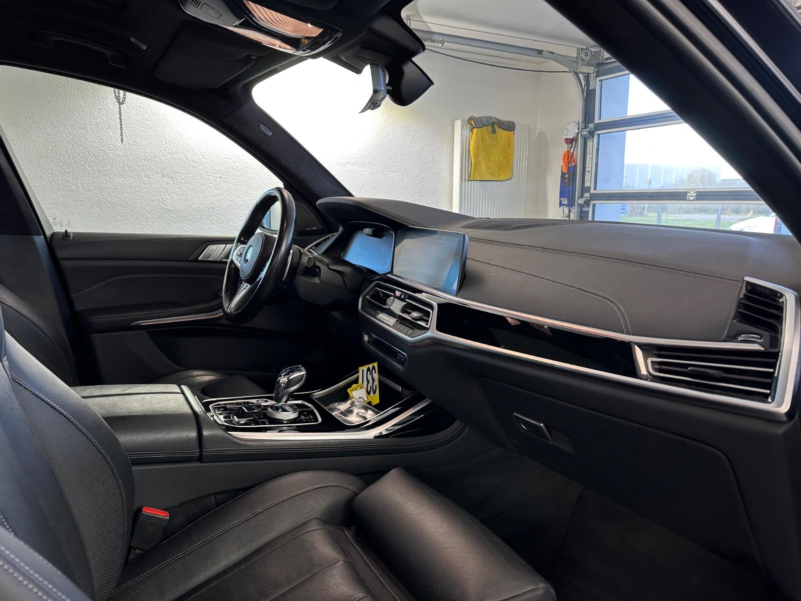 BMW X7 M50 d*Laser Licht*AHK*6Sitzer*TV*Soft-Close*