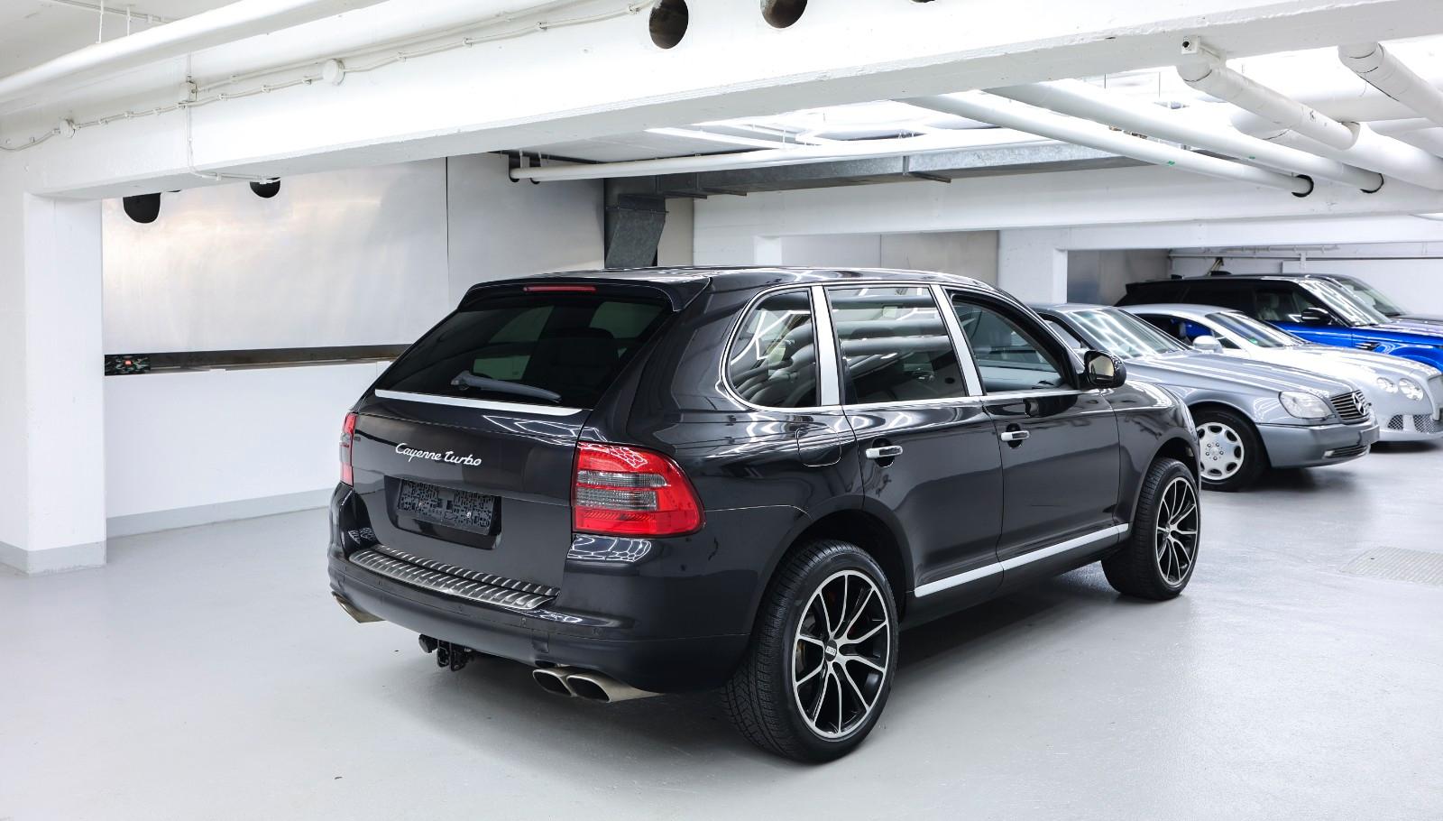 PORSCHE CAYENNE TURBO 4.5 V8 500CH - BVA - ATTELAGE - 135.600 KMS