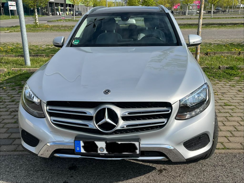 Image of Mercedes-Benz GLC 250