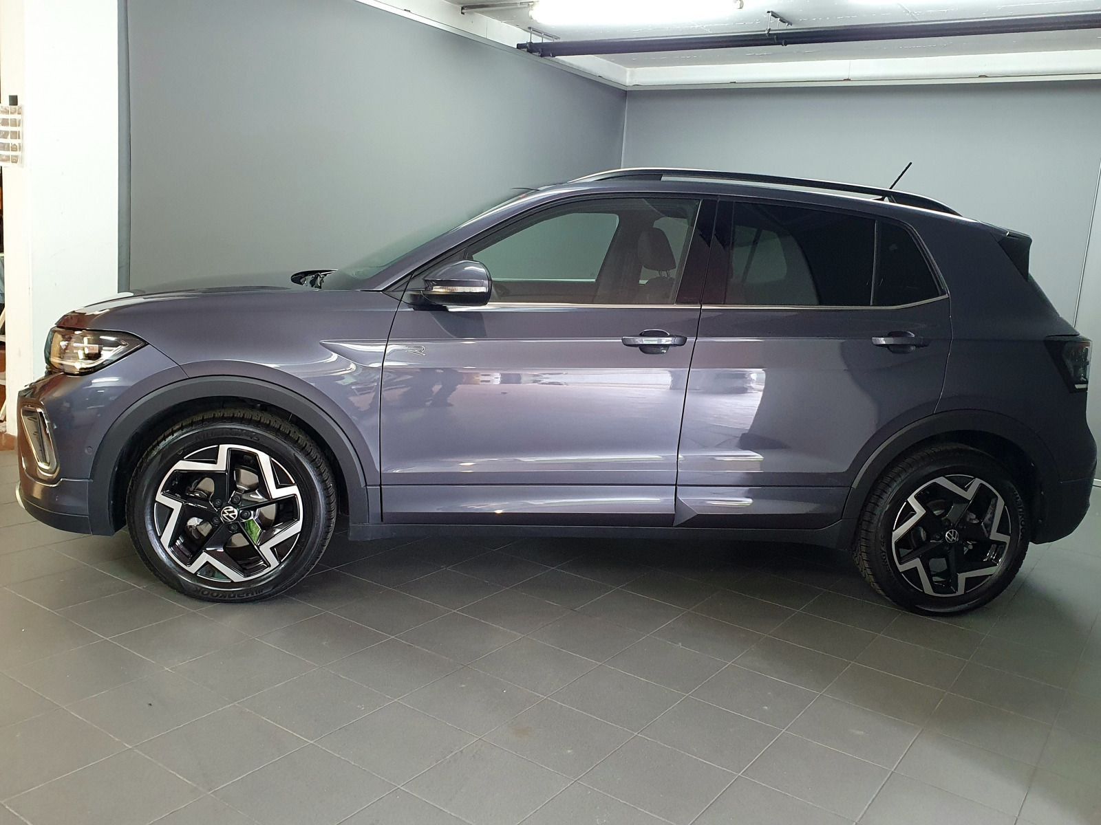 Volkswagen T-Cross 1.0TSI DSG R-Line AHK MatrixLED Navi RFK foto 2