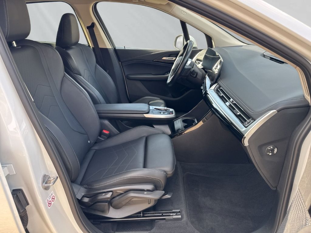 BMW 218 Active Tourer - Bild 13