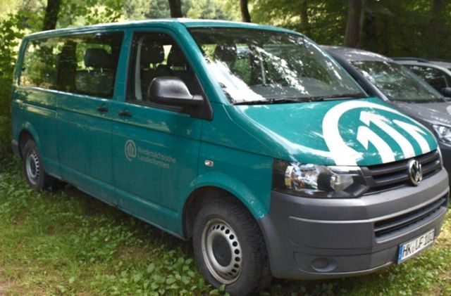 Volkswagen T5 Kombi LR 4X4 Klima 9-Sitzer 1.Hand