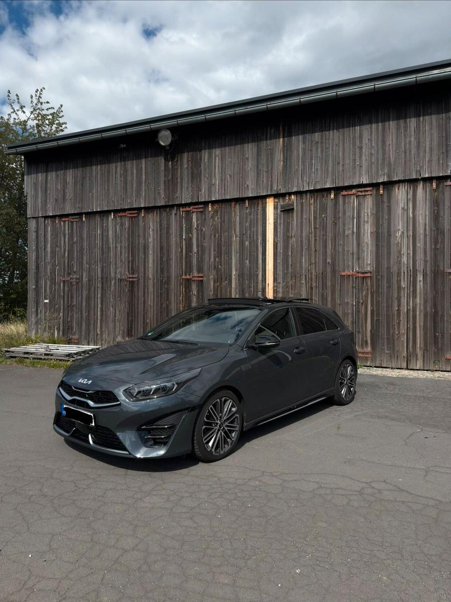 Kia Andere