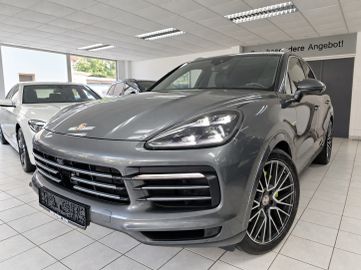 Porsche Cayenne - 2