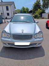 Mercedes-Benz Mercedes C 180  08/2006   93.000 KM - gebrauchte Mercedes-Benz C 180 aus dem Jahr 2006