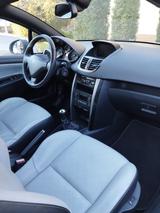 Peugeot 207 CC Black & White Edition 120 Black & Whi... - Peugeot 207: W