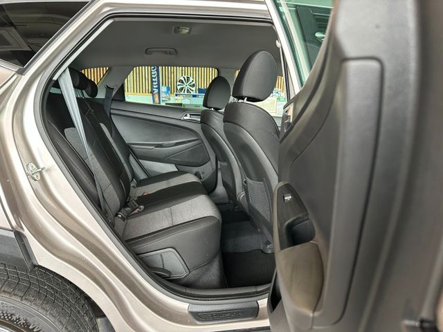 Hyundai Tucson *TEMPO*AHK*LED*NAV*SHZH*LKHZ*KLIMA*