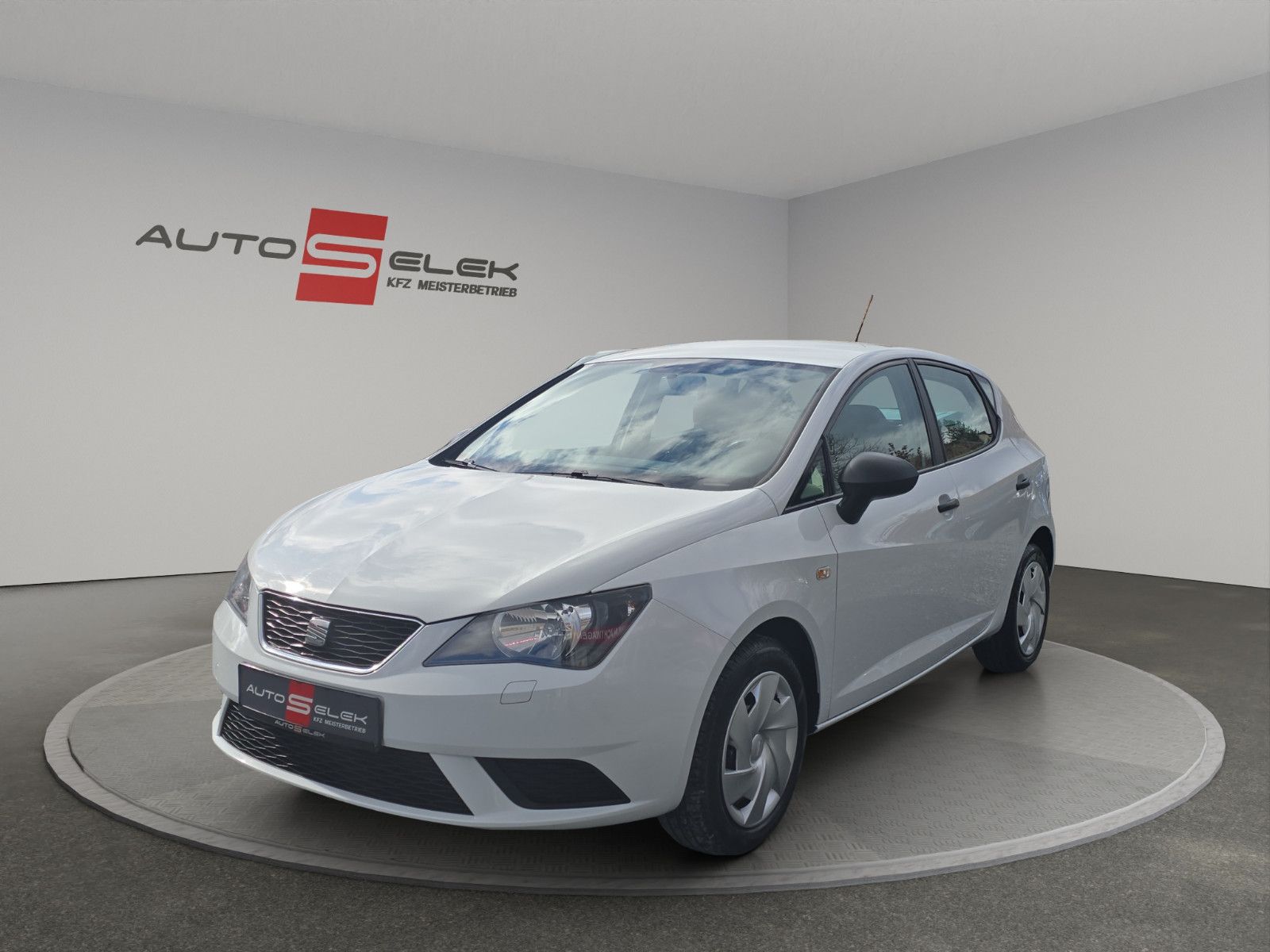 Fahrzeugabbildung SEAT Ibiza Lim. Reference Salsa Klima Sitzeheizung