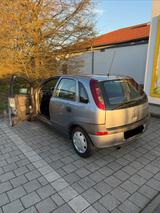 Opel Corsa 1.2 16V Njoy Njoy - Opel Corsa Njoy mit Benzin-Antrieb