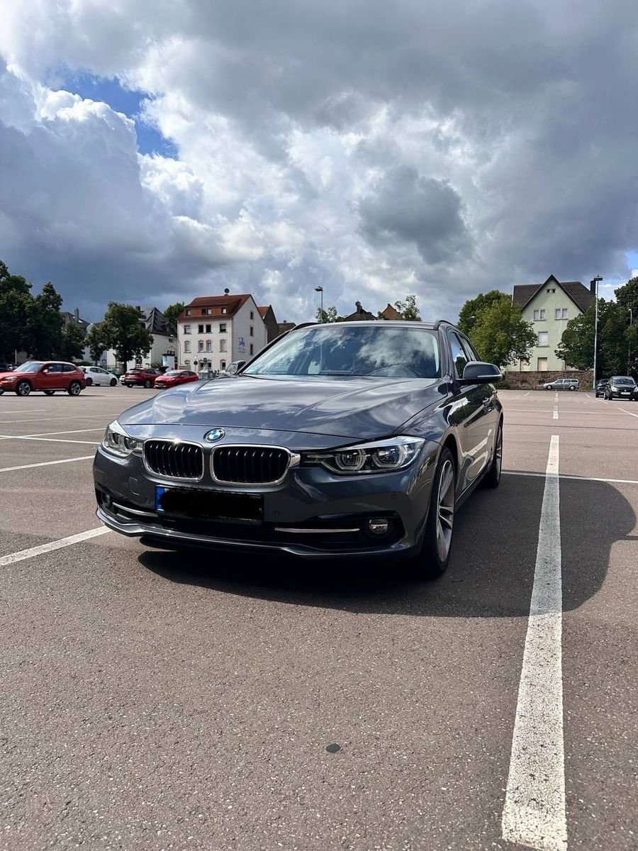 BMW BMW 330xd Touring Sport Line + Winterräder