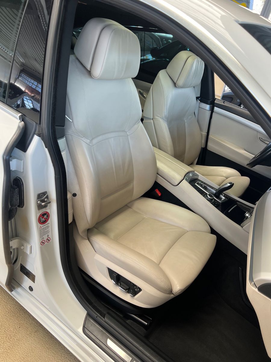 Fahrzeugabbildung BMW 530 Gran Turismo GT *PANO*KAMERA*LEDER-WEIß*