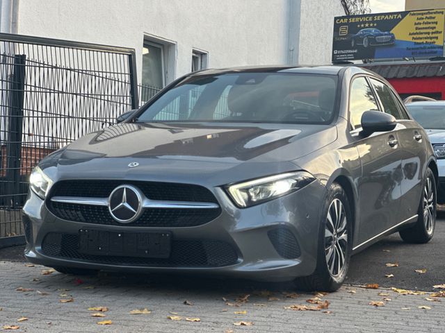 Mercedes-Benz A 180 A -Klasse/leder/LED/Kamera/Pano