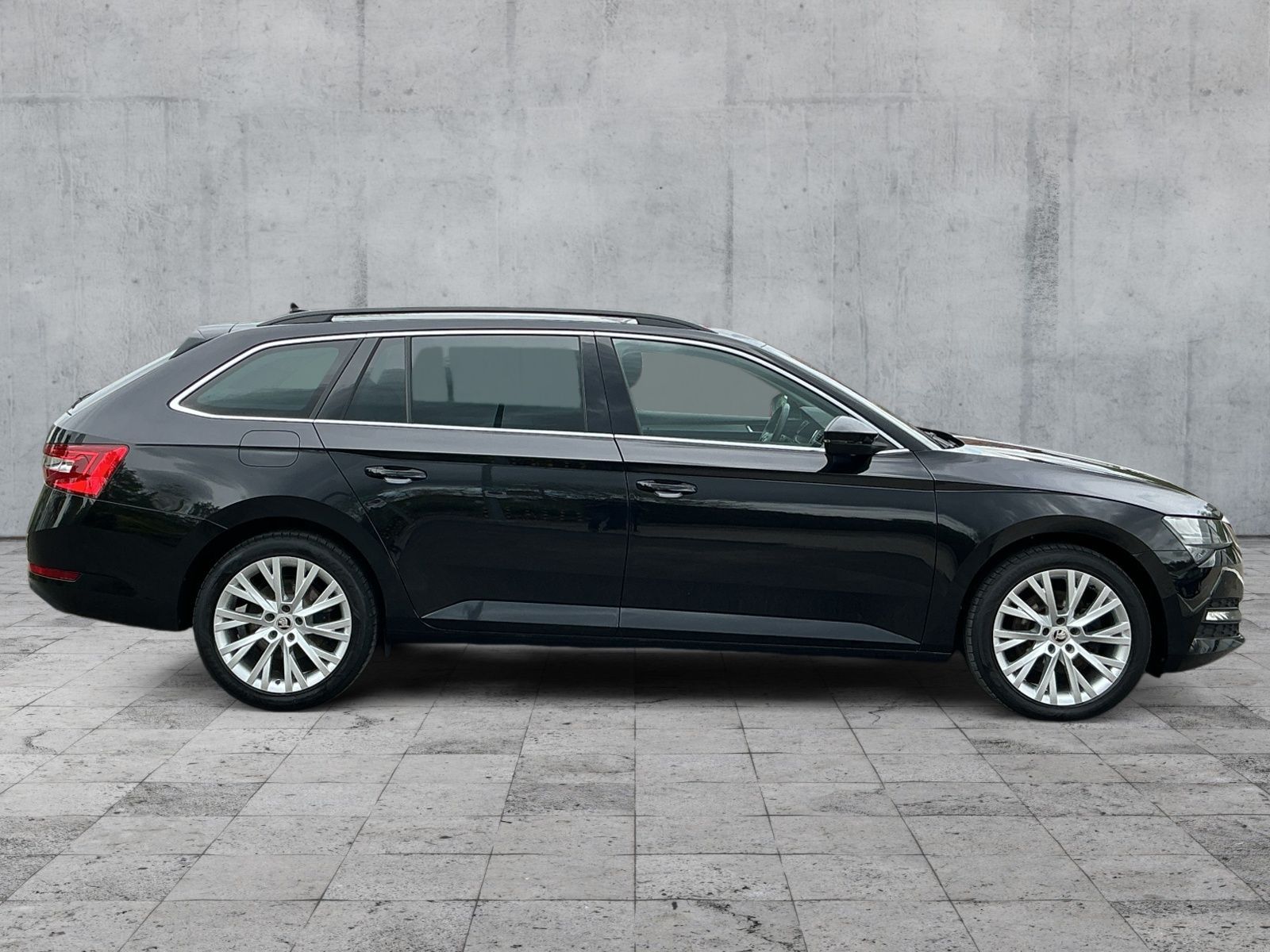 Skoda Superb - Bild 7