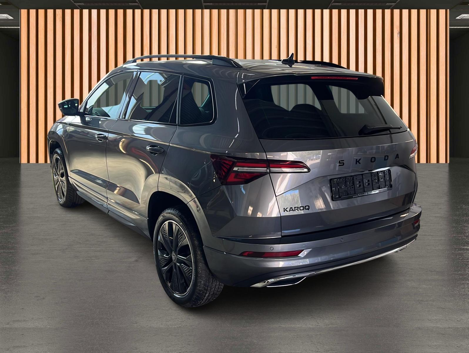Skoda Karoq 1.5 TSI DSG Sportline*Kamera*ACC*DAB*KeyGo