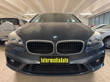 BMW 218 - 2