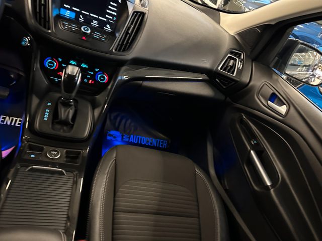 Ford Kuga Titanium *1. Hand*Klima*SHZ*Bluetooth*PDC*