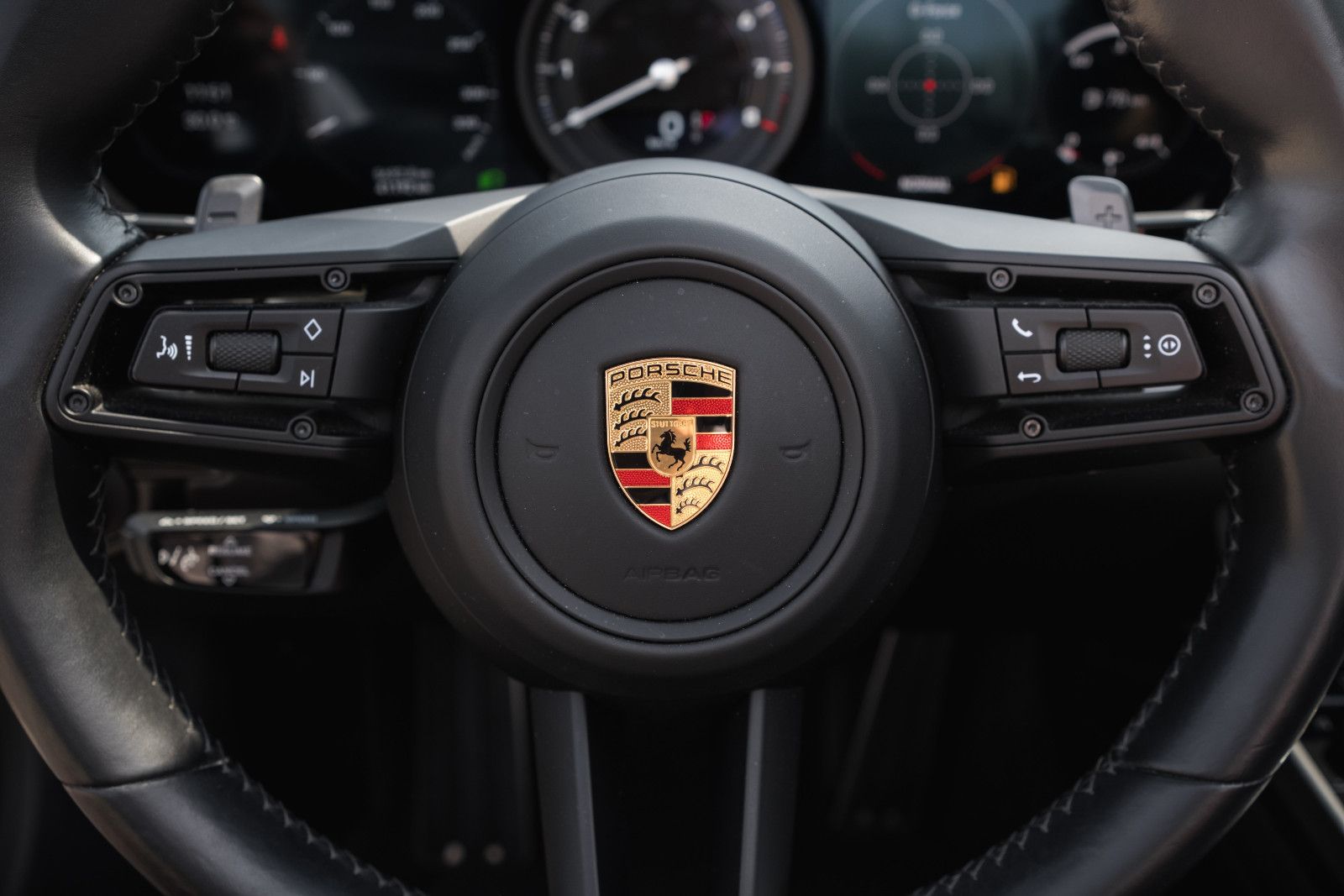 Fahrzeugabbildung Porsche 992/911 Carrera S Cabriolet-Approved-BOSE-Sound