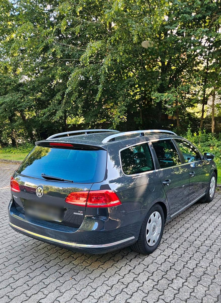 Volkswagen Passat 2012 — engine 150 HP (110kW)