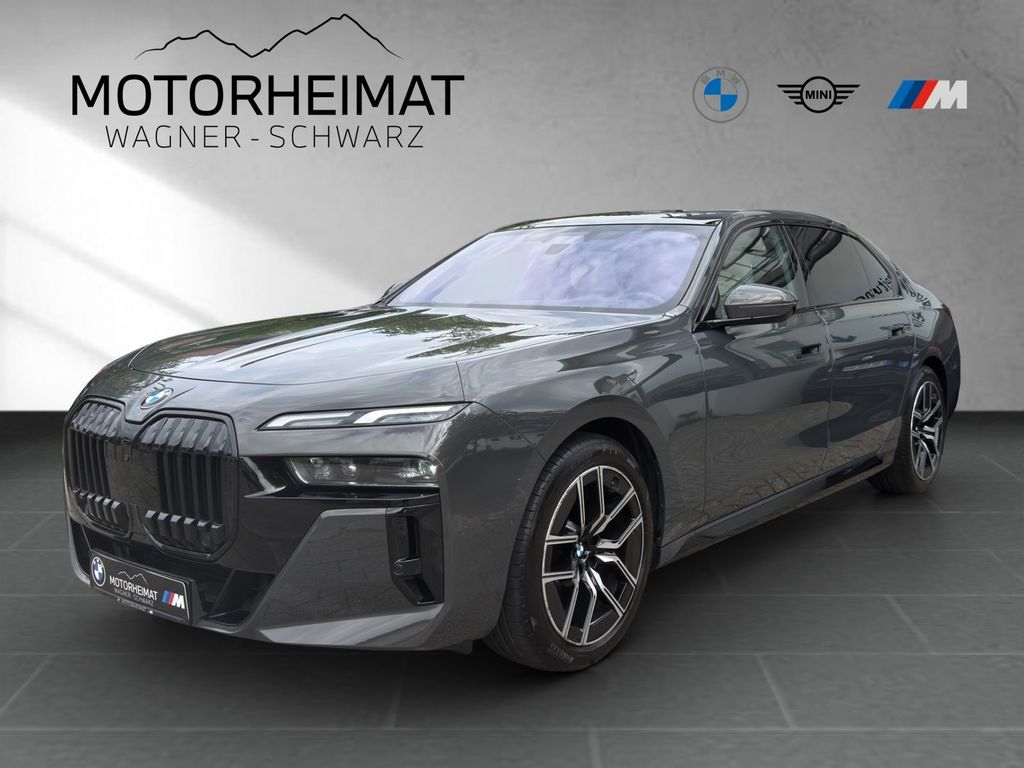 Image of BMW 740