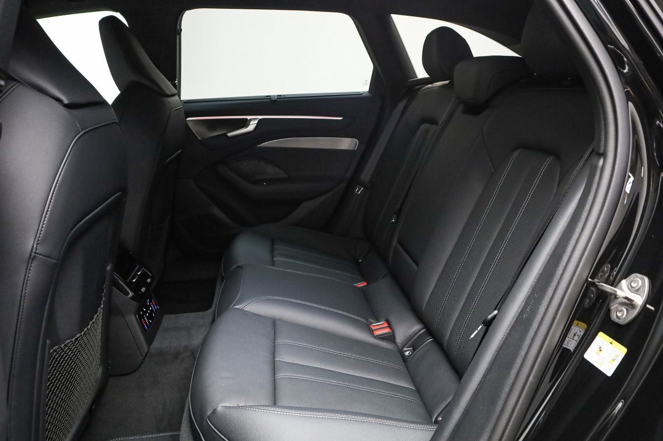 Audi A6 - Bild 9