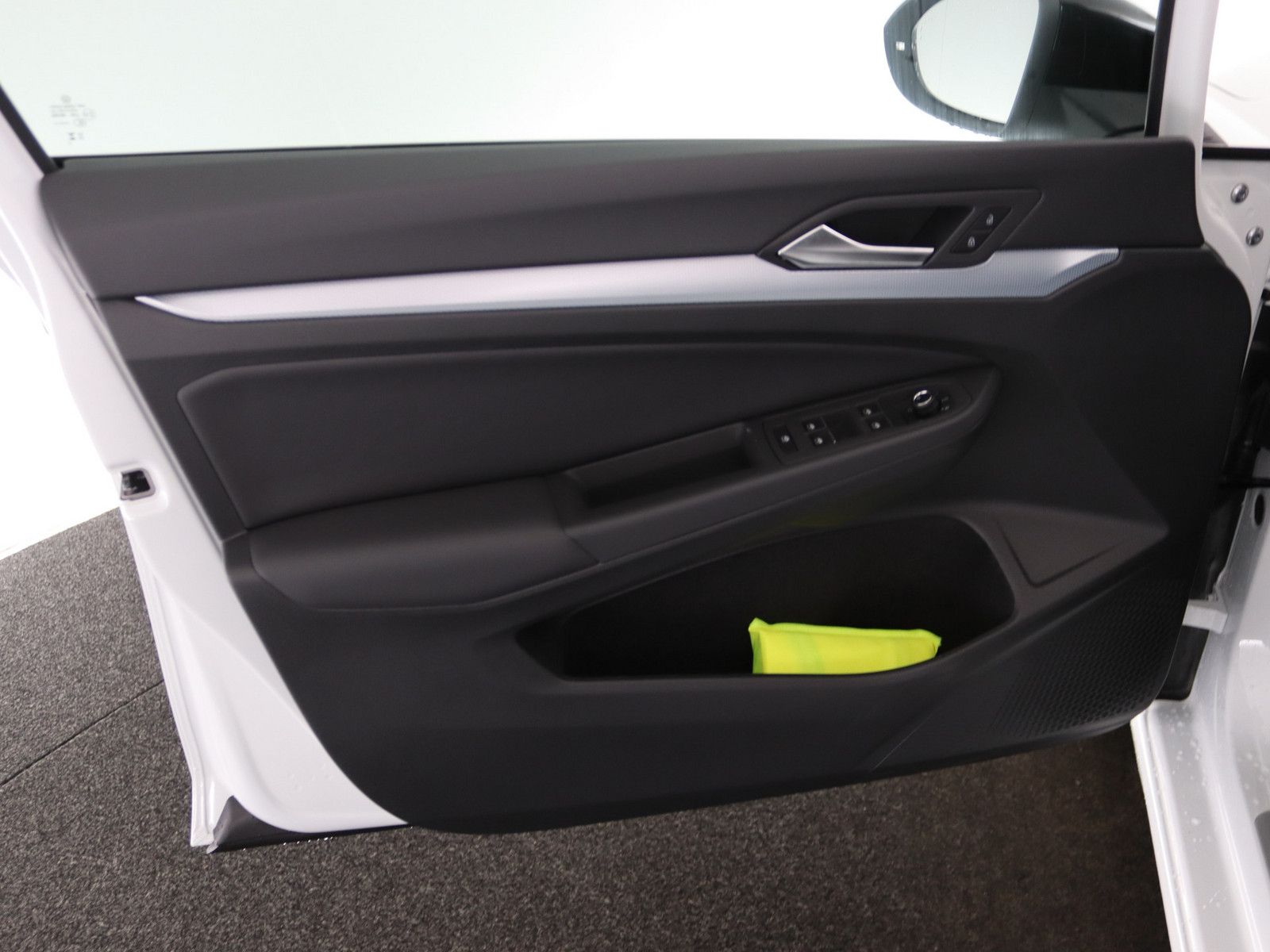 Volkswagen Golf VIII 1.5 eTSI Energy LED ACC NAVI KAMERA foto 19