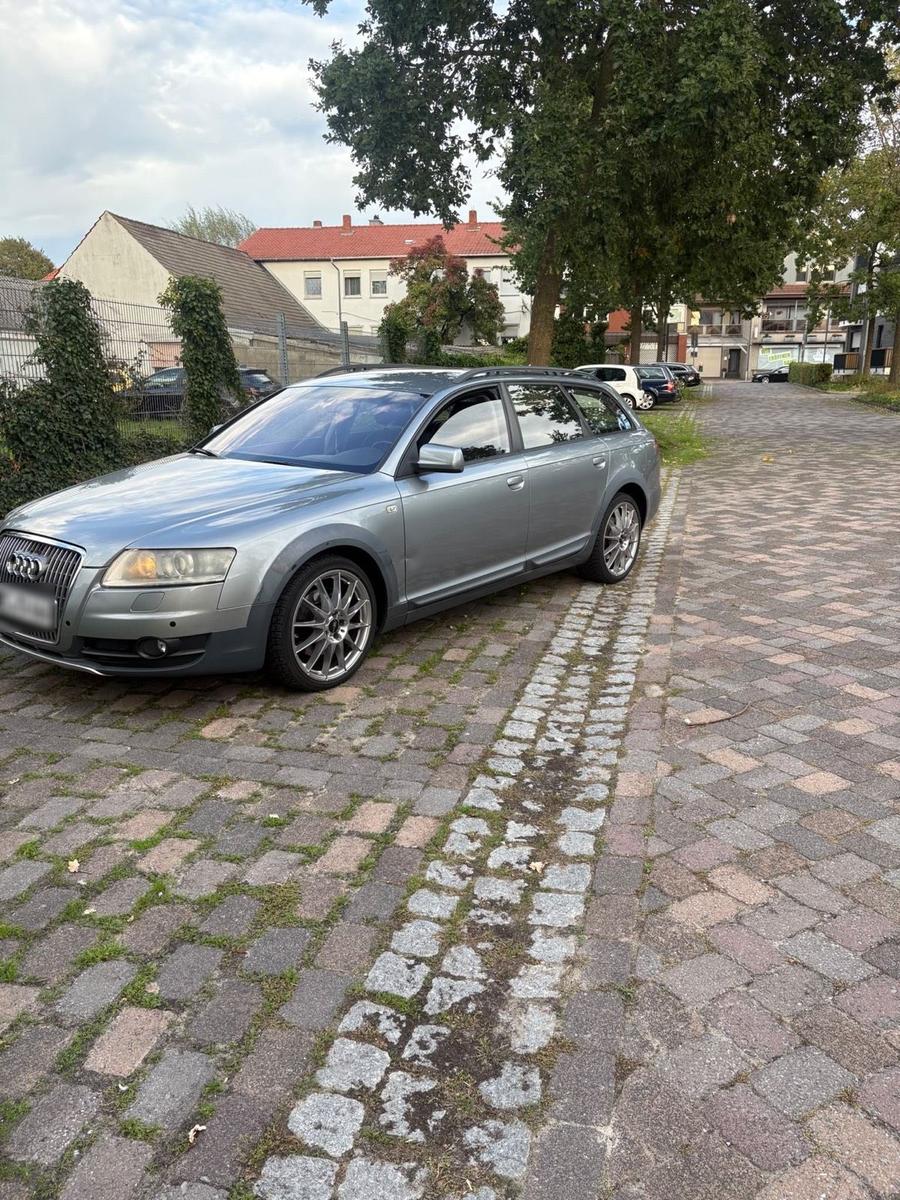 Audi A6 2006 — салон