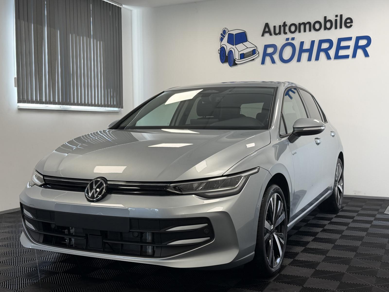 Volkswagen Golf 1.5 eTSI DSG Life 5J-Garantie ErgoActiv AHK