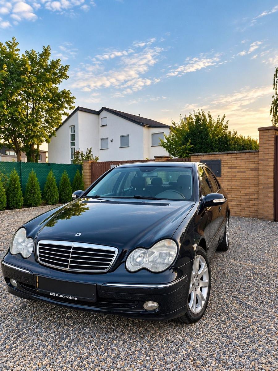 Mercedes-Benz C 220