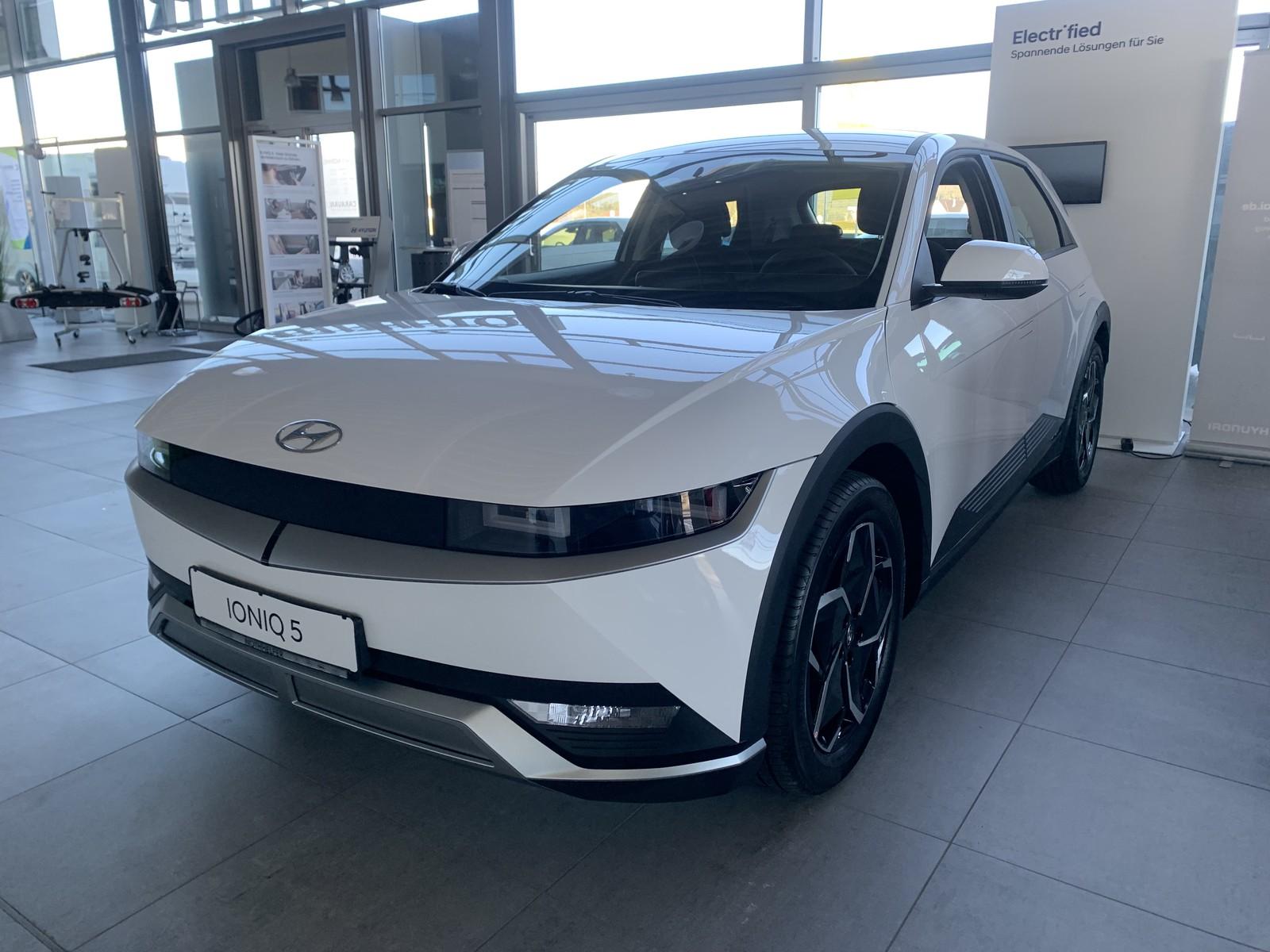 Hyundai Ioniq 5 Allrad MJ23 77,4KWh Batt. 325 PS Basis  