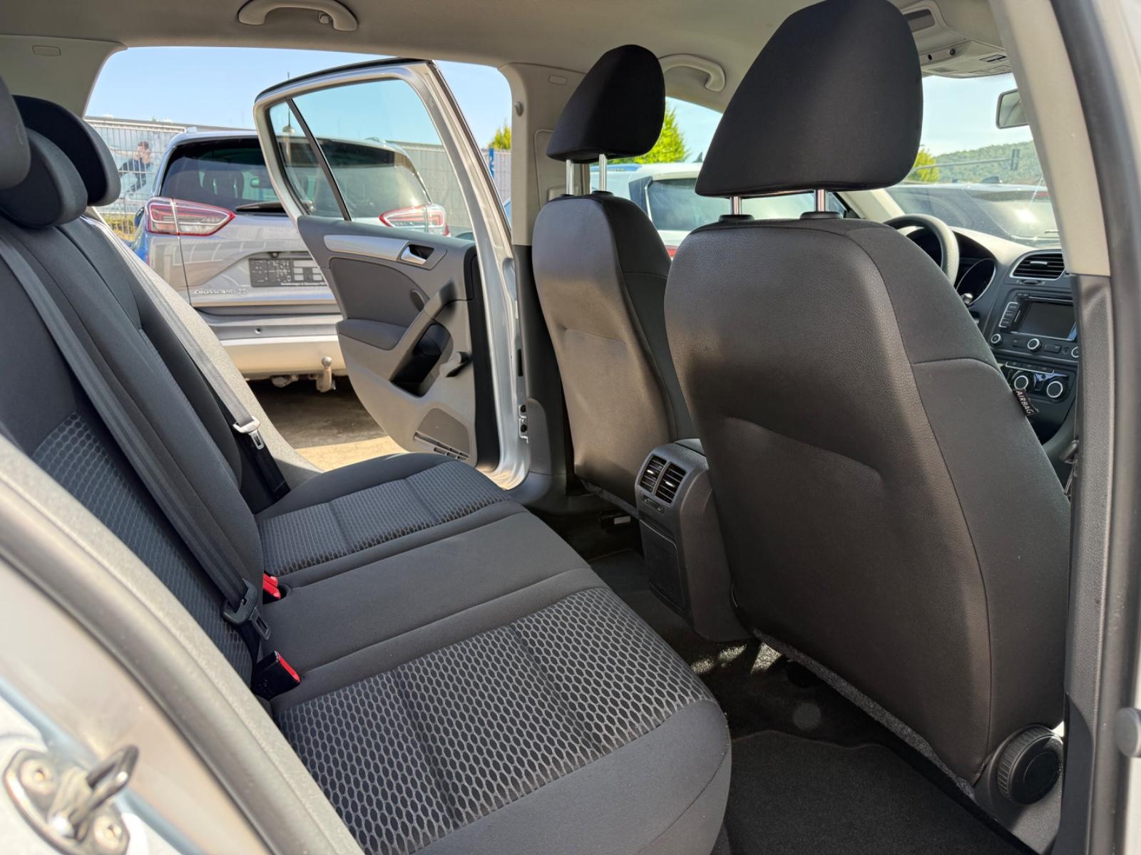 Volkswagen Golf VI 1,6 TDI 77kW 105PS Trendline/NAVI/PDC